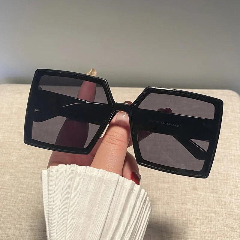 New Vintage Large Frame Sunglasses Women'S Brand Designer Square Sun Glasses Women Travel Fashion Eyewear Uv400