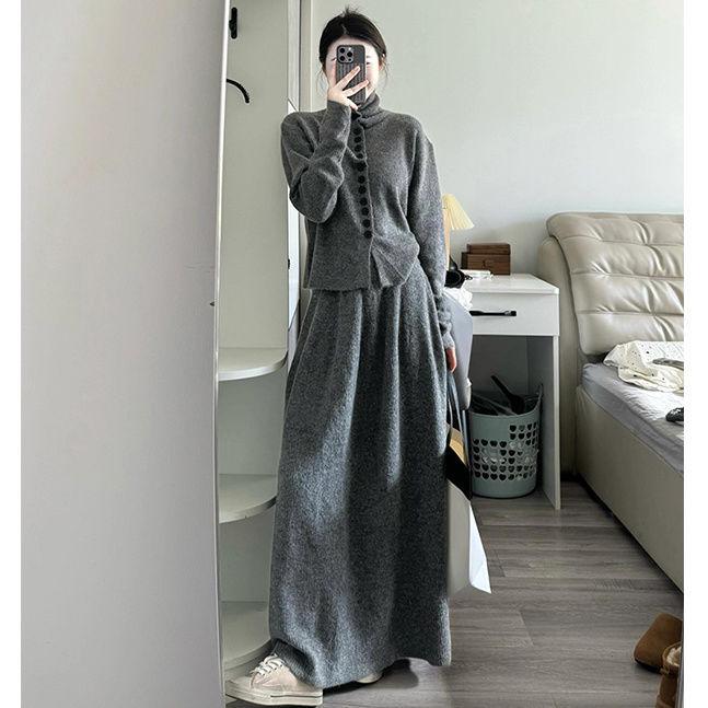 

Однотонный свитер с высоким воротником и юбка миди, комплект из двух предметов - женский осенне-зимний кардиган свободного кроя в корейском стиле. L (120-135 lbs)