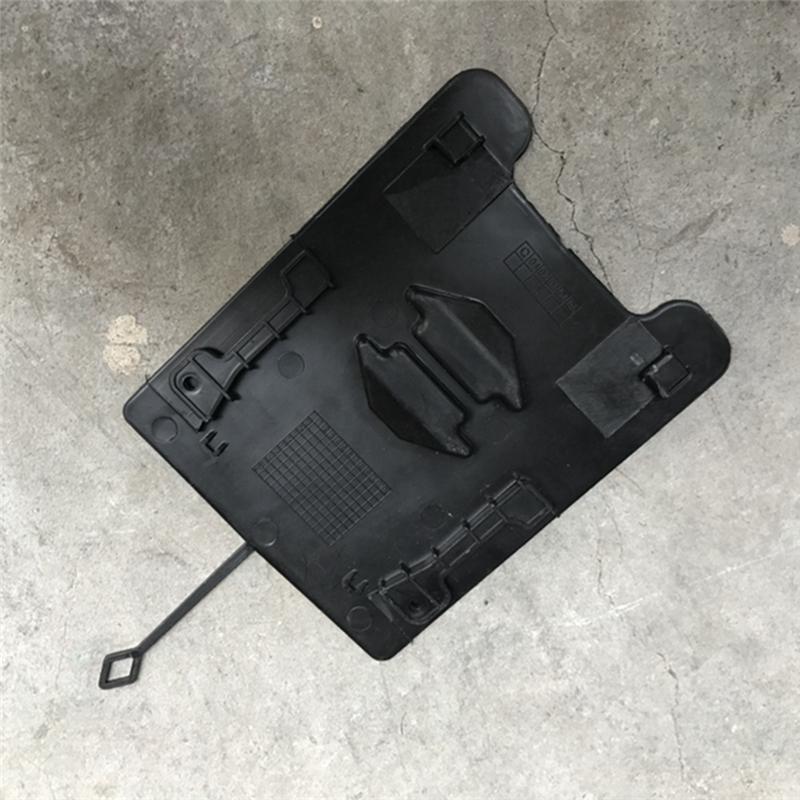 For Mercedes Benz GLA200GLA220GLA260 Front Wheel Lining Cover Plate, Leaf Plate Lining Cover, Headlight Rear Weiting Photo Color