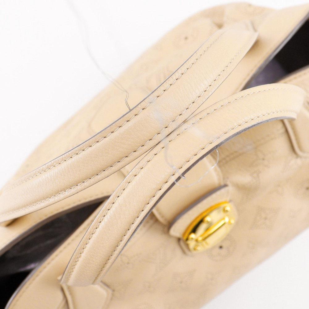 LOUIS VUITTON Shiels PM Handbag M93818 opal beige Monogram Mahina Women Used