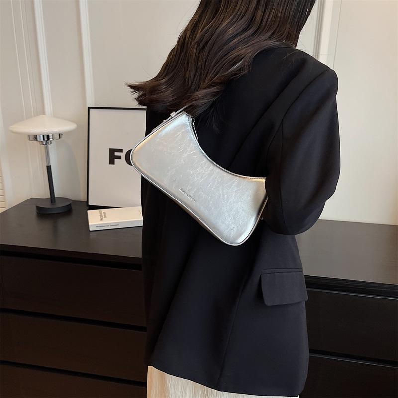 Women's 2025 Niche Design One-Shoulder Underarm Bag – Fashionable Small Square Bag with High-End Appeal