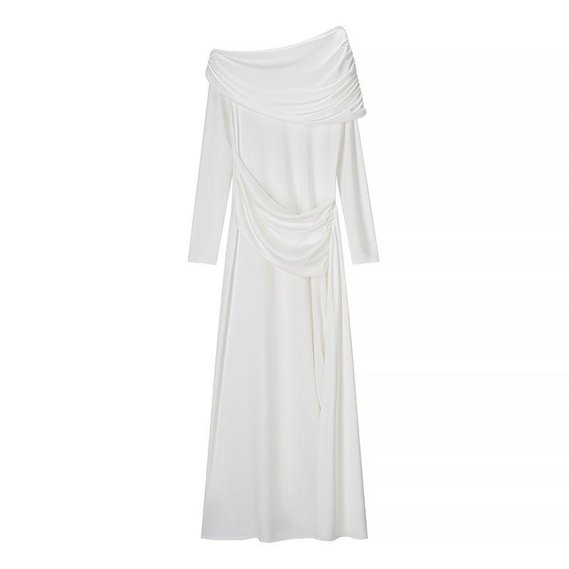 

Meet Romantic Haiyue South Niche Design Young Wind Oblique Collar Slim fit Pleat Seaside Vacation Sexy dresses for women Meet the romantic sea L