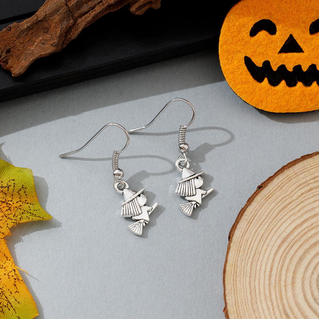 Halloween Fashion Sliver Color Hollowed-out Vampire Bat Pumpkin Skull Spider Web Ghost Dangle Earrings for Women Scary Jewelry