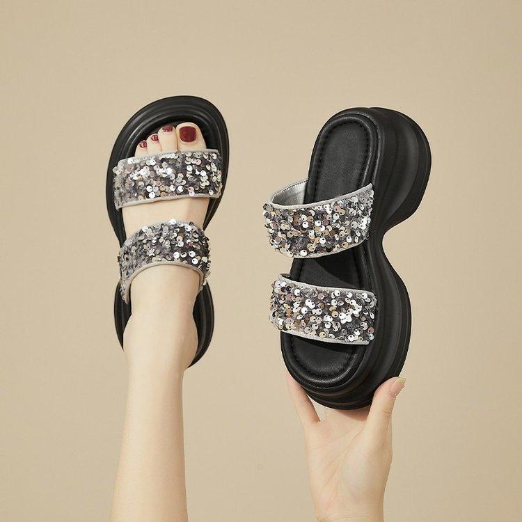 Cool slippers women's summer outer wear 2025 new one-word drag muffin thick-soled heightening sequins fashionable outer wear sandals