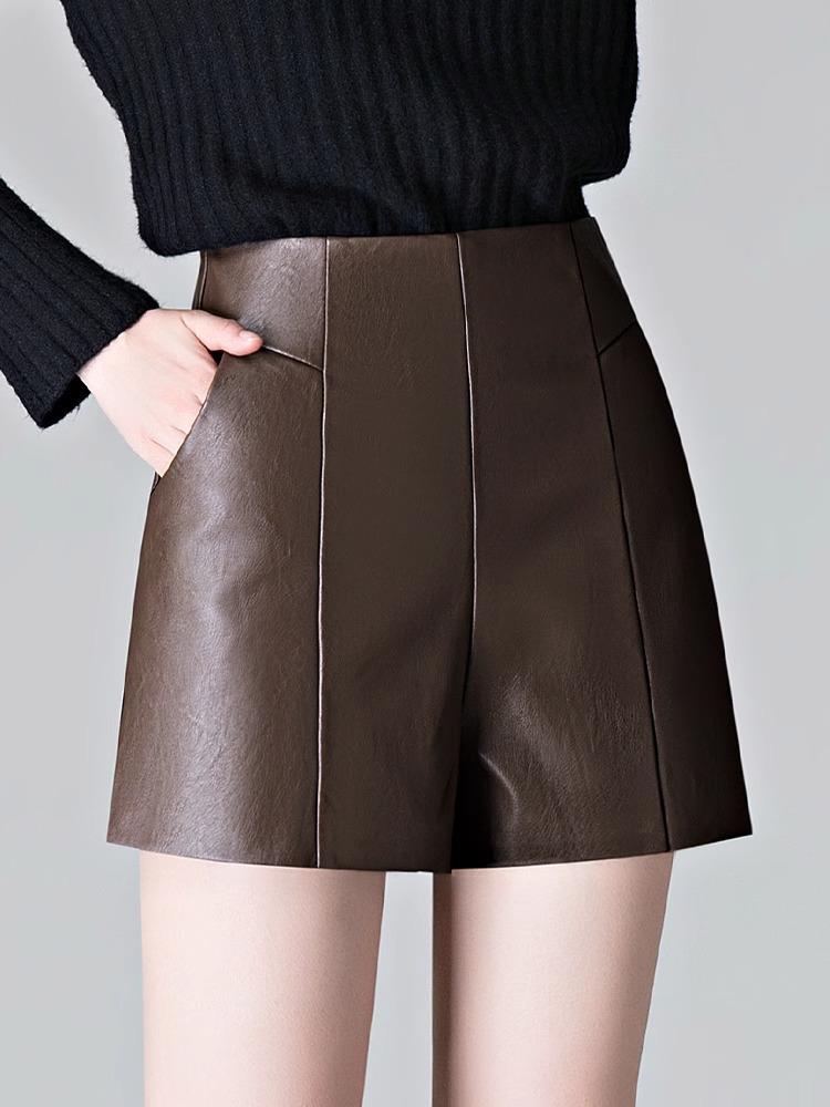 

Женские шорты из черной кожи с высокой посадкой - Коллекция Осень/Зима, Приталенный стиль с широкими штанинами M кофейный