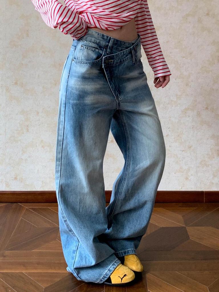 Unisex Retro Distressed Washed Wide-Leg Jeans with Clean Fit Design