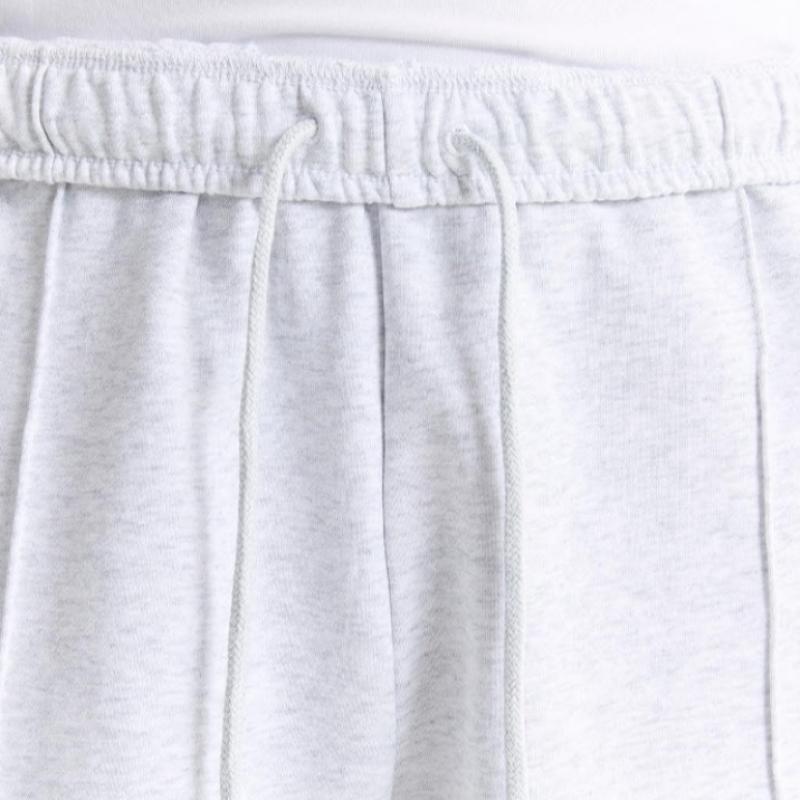 New Balance Shorts Kqj Nbnve21053 16 Public Essential Pin Tuck 5 Part Shorts  Sta