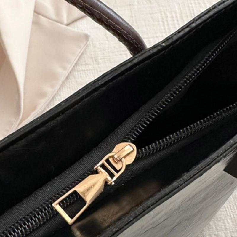 Womens Tote Bag Large Capacity Shopping Bag Girls Shoulder Bag Korean Style Handbags Fashion PU Leather Underarm Bag