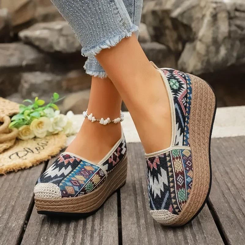 Fashion Ladies Shoes 2025 Lace-up Cuff Women's Vulcanize Shoes Fashion Printing Hot Sale Round Head Thick Bottom Casual Women Shoes
