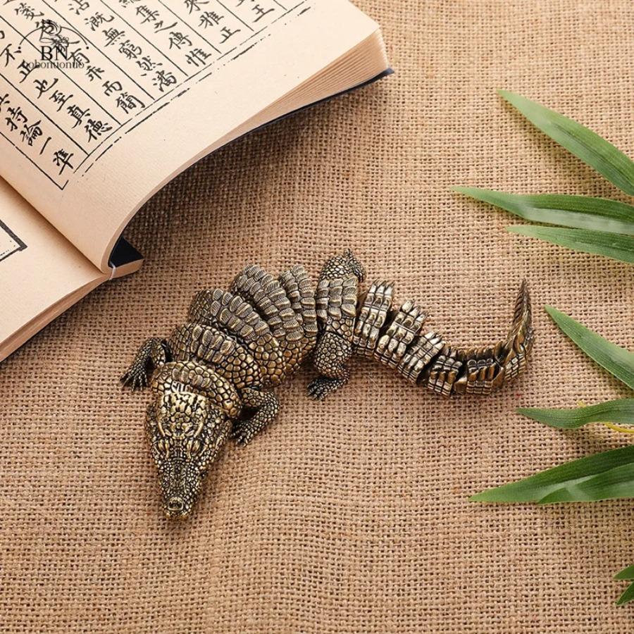 Antique Brass Crocodile Alligator Figurine 3D Articulated Animal Statue with Movable Joints Vintage Home Desk Decor Ornament