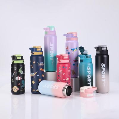 Isolierte Kinder-Wasserflasche aus Edelstahl mit Strohhalm, 316 Edelstahl, Großes Fassungsvermögen, Tragbarer Sportbecher