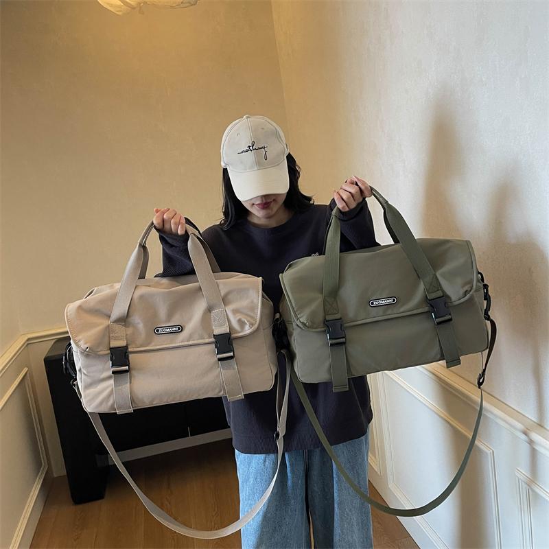 Travel Bag Large Capacity Weekender Overnight Carry on Duffle Bags Sports Fitness Gym Bags for Women