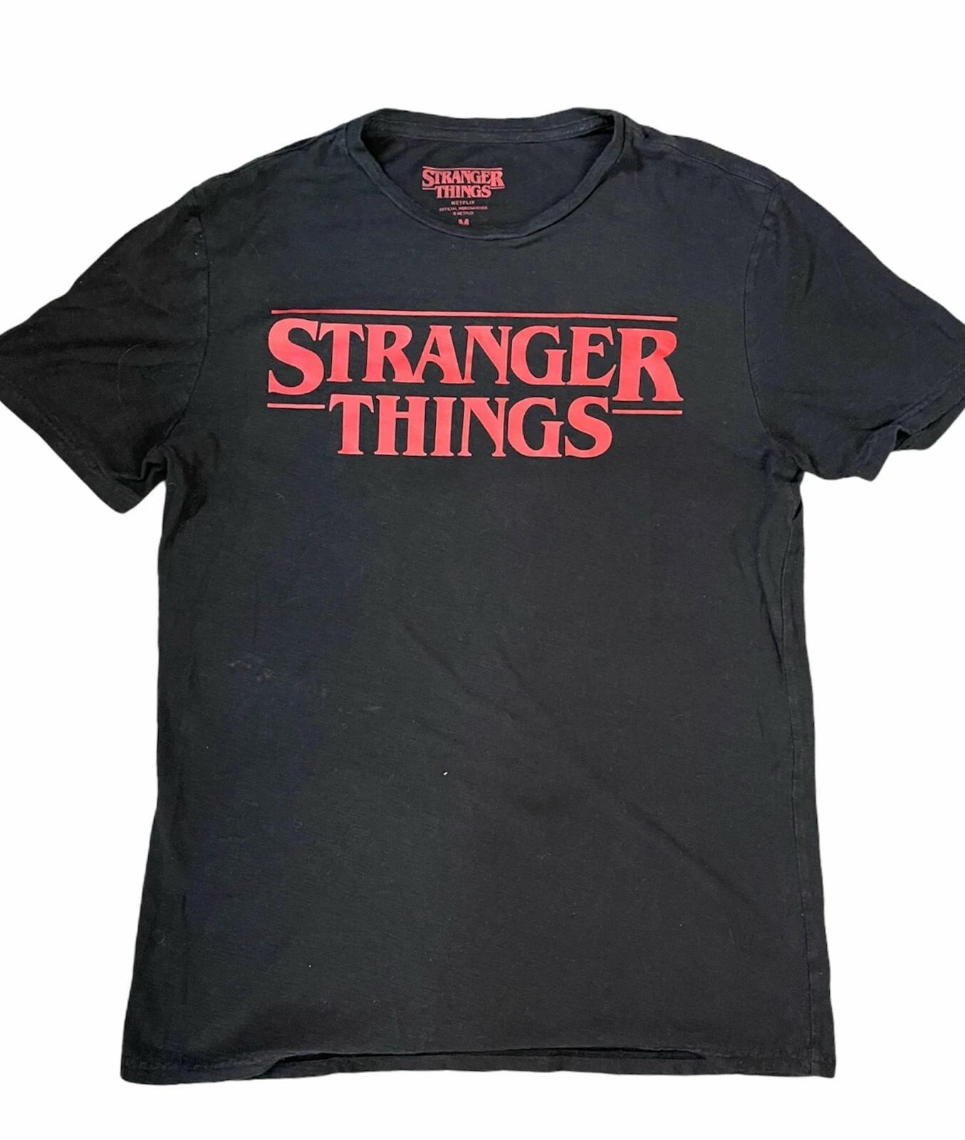 Stranger Things Netflix T-Shirt Size: M XL