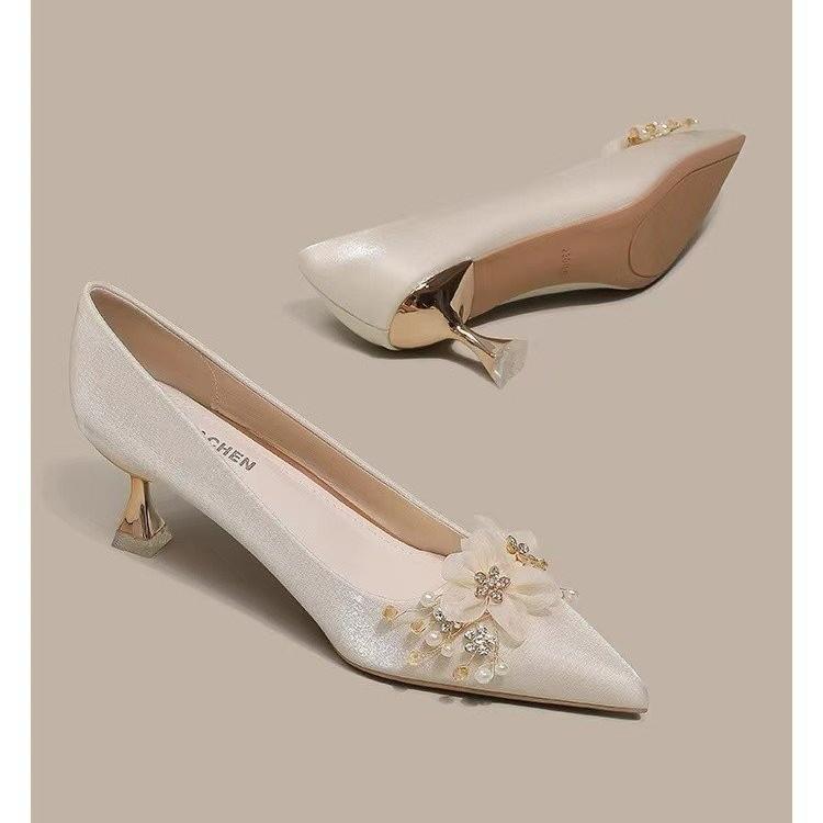 Sweet Sandals for Women Slides Party Strange Mid Heels Classic Shoes for Women Flower Bling Pointed Toe Summer Sandals