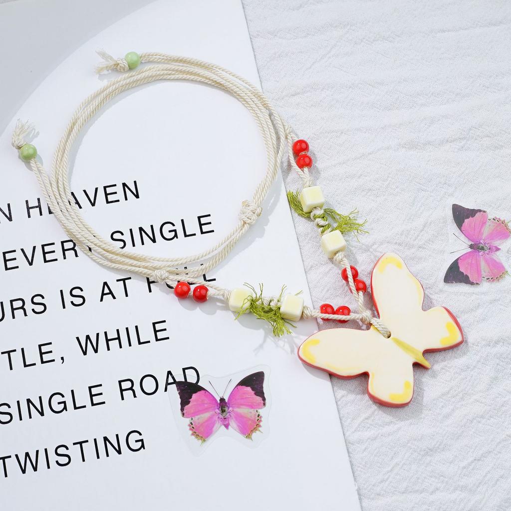 Guofeng ceramic butterfly Chinese high-value niche necklace collarbone chain summer travel source