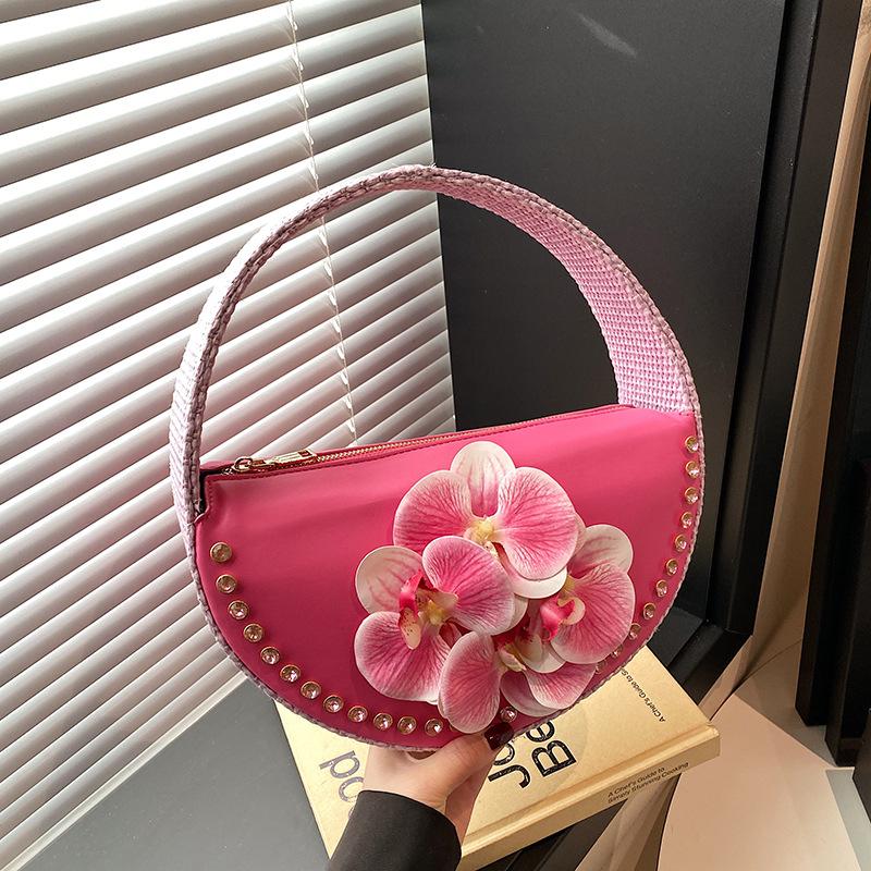 Personalized and Creative Small Bag Women's 2025 New Chinese Style Literary Flower Trend Versatile Chain Hand Carry Dinner Bag