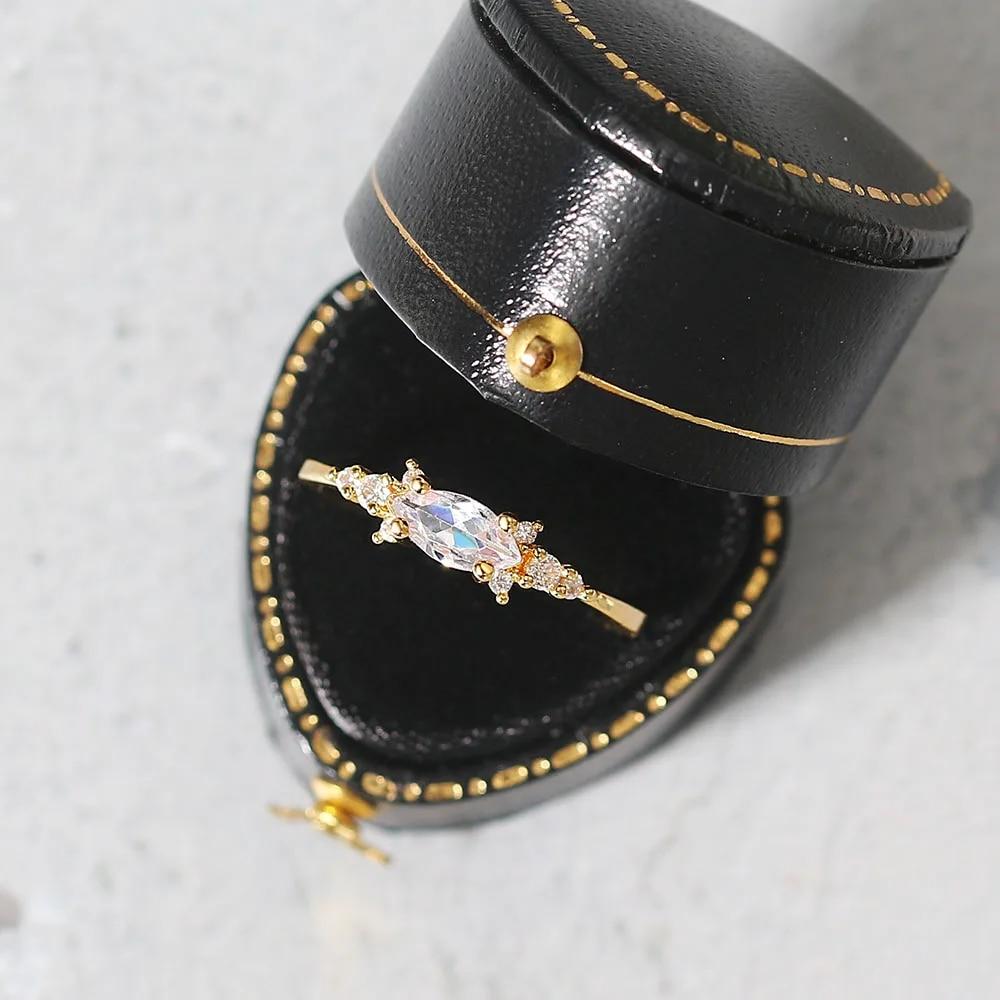 Nové elegantní prsteny INS Zlatá barva Noble Trend pro ženy Entry Lux zirkonové midi prsteny pro dívku Jubilejní šperky KAR229