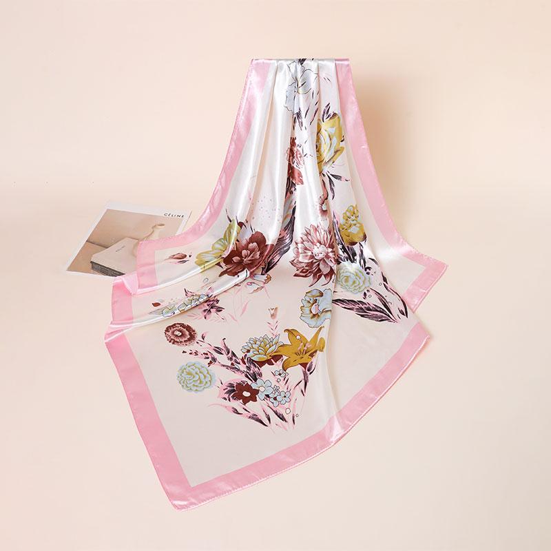 2026 Summer Collection Stylish Floral Print Satin and Polyester Square Scarf Elegant and Simple Fashion Accessory розовый