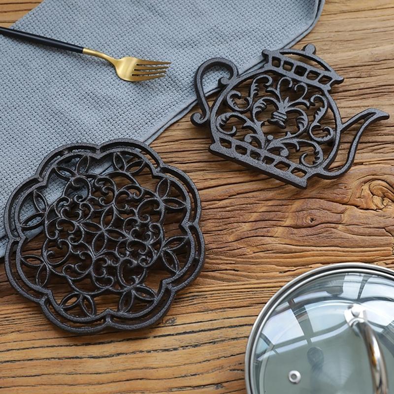Dekoratives Esstisch-Platzset Hitzebeständiger Untersetzer aus Eisenkunst