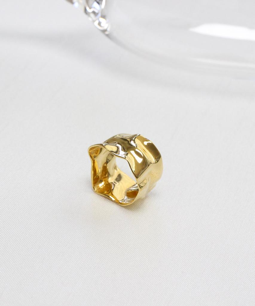 Madin'Ly Re Onde Ring