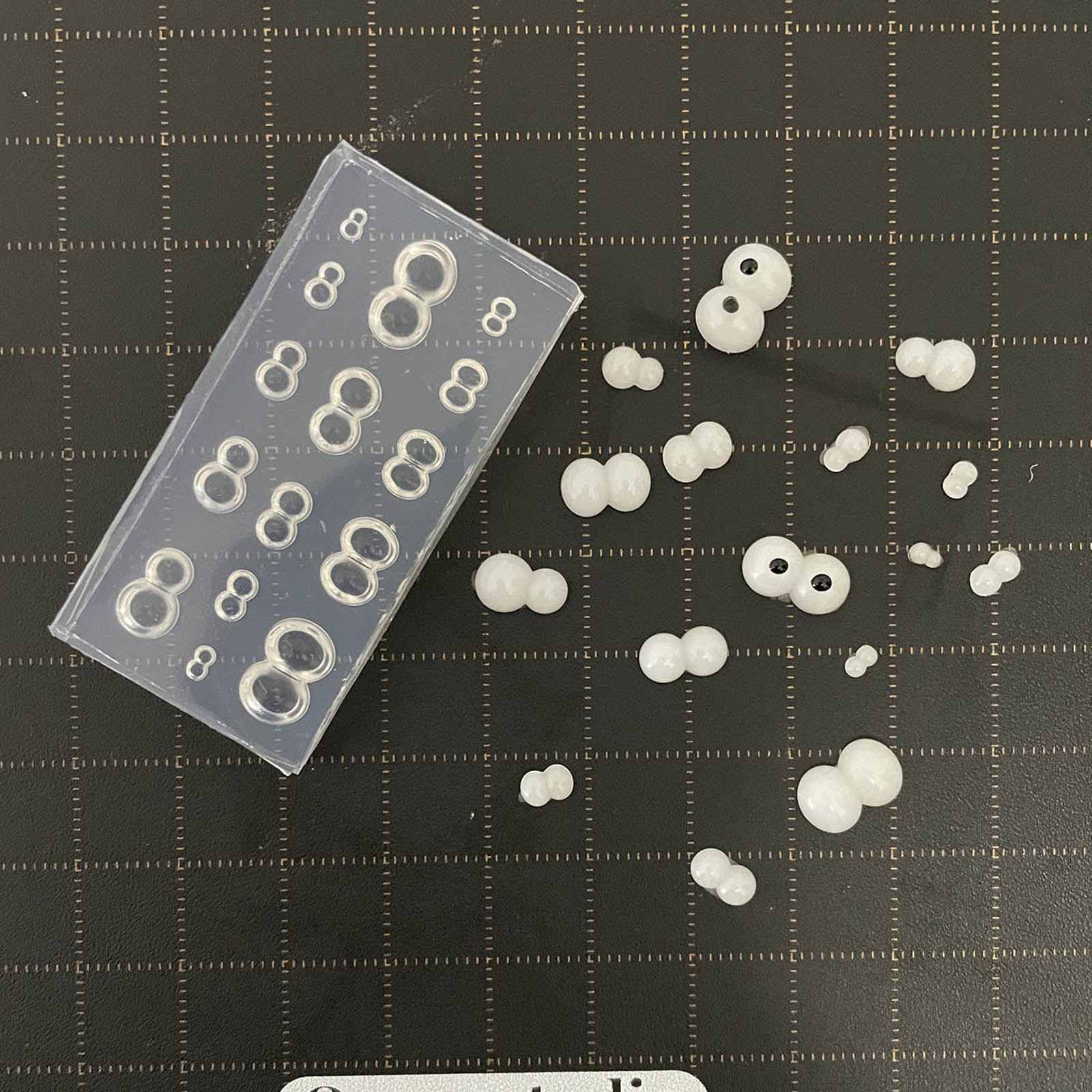 Озорная форма для глаз куклы — фото 3