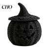 Lanterne LED pour l'Automne Panier Citrouille Tissé à la Main avec Couvercle Chapeau de Sorcière, Panier Osier Rustique Trick Black Tressé Accessoire d'Halloween ou Panier de Friandises Intérieur Extérieur