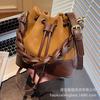 Go Out Hand Bag Women's 2025 New Autumn and Winter Niche Light Luxury Commuting Shoulder Bag Crossbody Bucket Bag