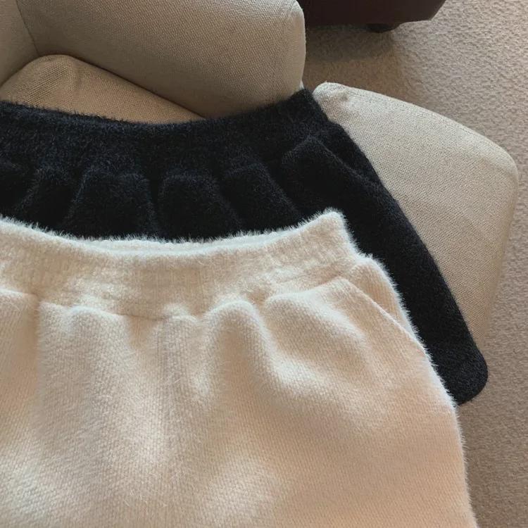 Women's High-Waisted Mink Velvet Wide-Leg Pants for Autumn/Winter