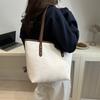 Fashionable Large Capacity Tote Bag For Women Stylish Casual Shoulder Bag With Polyester Lining