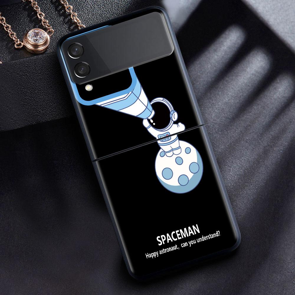Case For Samsung Galaxy Z Flip 3 4 5G Black Hard PC Phone Housing Z flip4 Luxury Segmented Cover Cute Astronaut