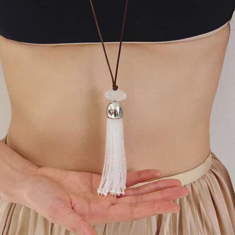 Autumn/Winter White Crystal Tassel Pendant Necklace - European & American Design for Versatile High-End Style