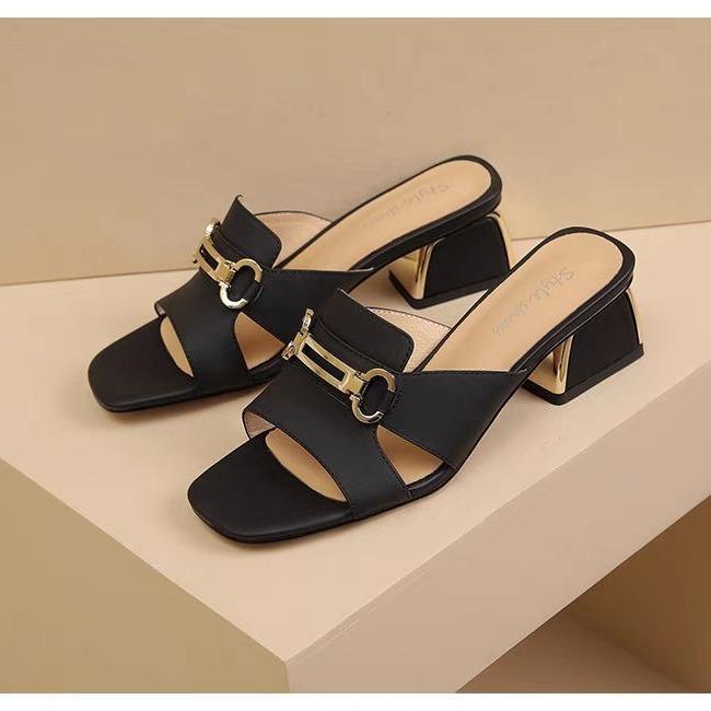 

2024 новые летние французские вечерние тапочки классные тапочки женская летняя одежда фея босоножки на высоком каблуке показать длинные ноги 34 чёрный