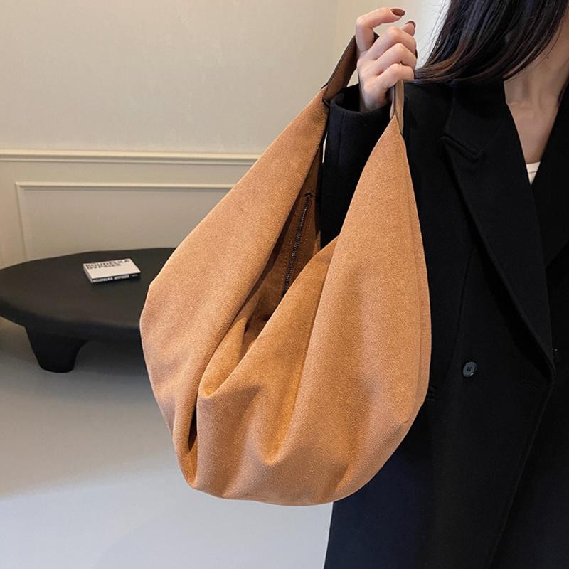 Women Half Moon Bags Large Capacity Hobo Shopper Bag High Quality Soft Faux Suede Bag Fashion Korean Female Underarm Tote Bags