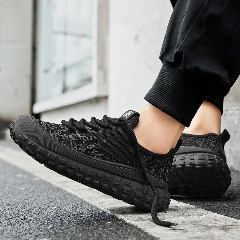 

2025 Summer Breathable Mesh Sports Shoes Men s Sneakers Outdoor Fashion Soft Sole Comfortable Non Slip Running Shoes for Male 39 бежевий