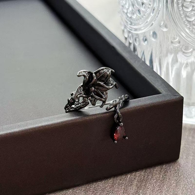 Сердце Шипов Темный Цветок Индивидуальность Панк Ретро Открытое Кольцо Нишевый Дизайн Наслоение Темперамент Модное Кольцо Adjustable opening