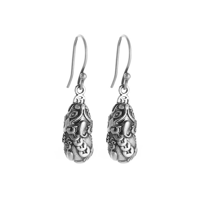 Retro Popular Hollow Earrings Crescent Pattern Earrings for Men and Women Trendy Hip-Hop Rock Earrings Jewelry
