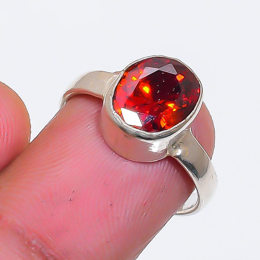 Natural Mozambique Garnet Gemstone 925 Sterling Silver Jewelry Ring Size 5 ZS-1702