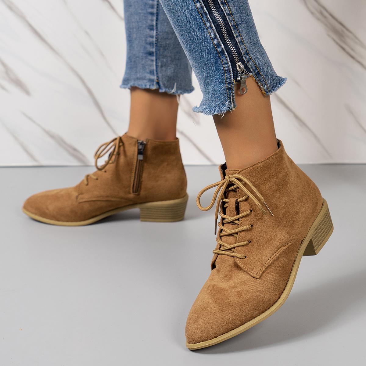 

Зимние новые низкокаблучные ботинки Мартин, внешнеторговые, больших размеров, на шнуровке, модные женские ботинки, однотонные, низкие, в наличии, женские короткие ботинки 43 темно-коричневого