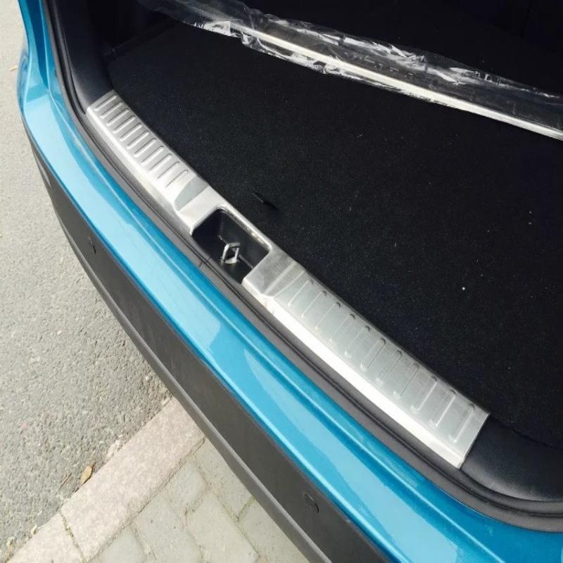 For Suzuki Vitara 2015 2016 2017 2018 19 Stainless Steel IInner Rear Bumper Stainless Steel Protection Trunk Sill  Accessories