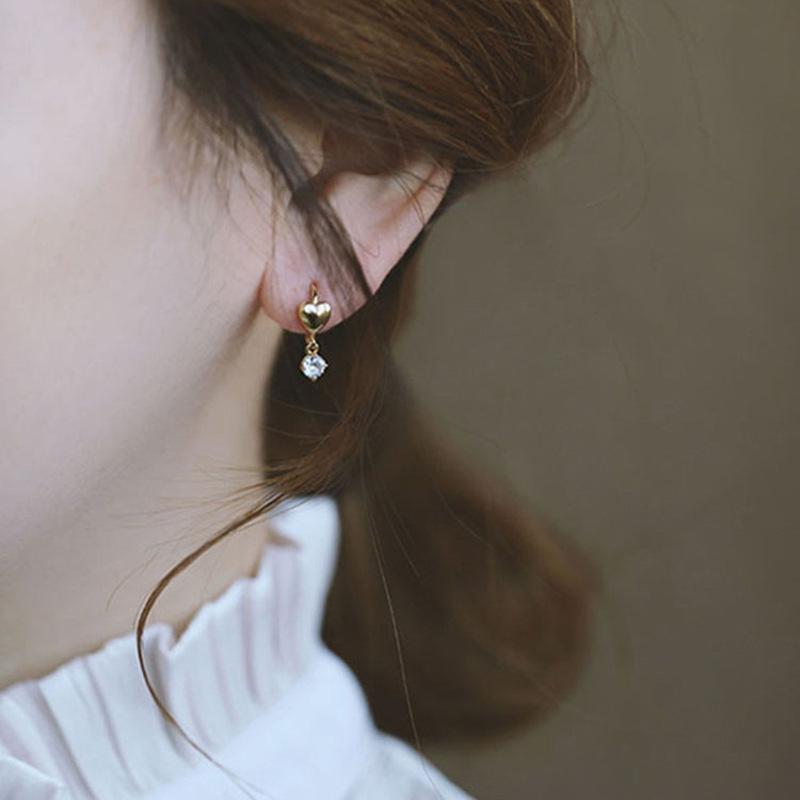 Fashion Zircon Heart Ear Cuffs Retro Luxe Commute Earrings Unique Design Women Jewelry
