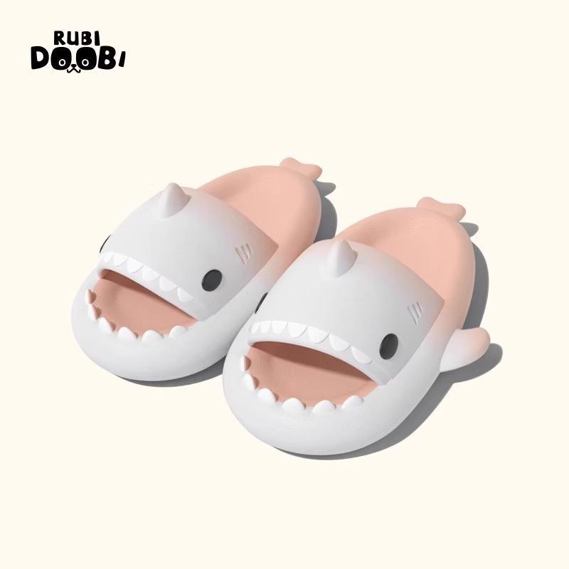 

Дитячі нековзні тапочки Shark для кімнатної ванни - милі літні сандалі для хлопчиків і дівчаток Inner length 17cm