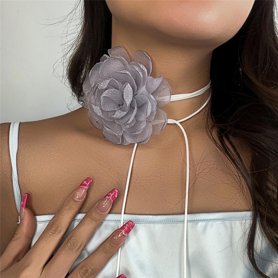 IngeSight.Z Elegantes Großes Rosenblüten-Spitzen-Choker-Halsband für Damen Dinnerparty Seil Wachsfaden-Halskette Y2K Schmuck
