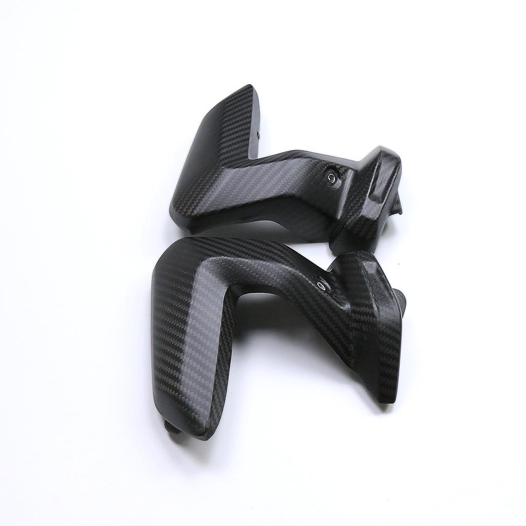 BMW R1250RS Carbon Fiber Cylinder Head Side Panel Modification Accessories