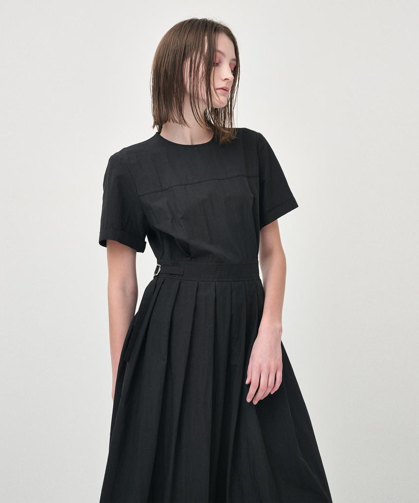 Etmont Half Sleeve Pleats Dress, Black