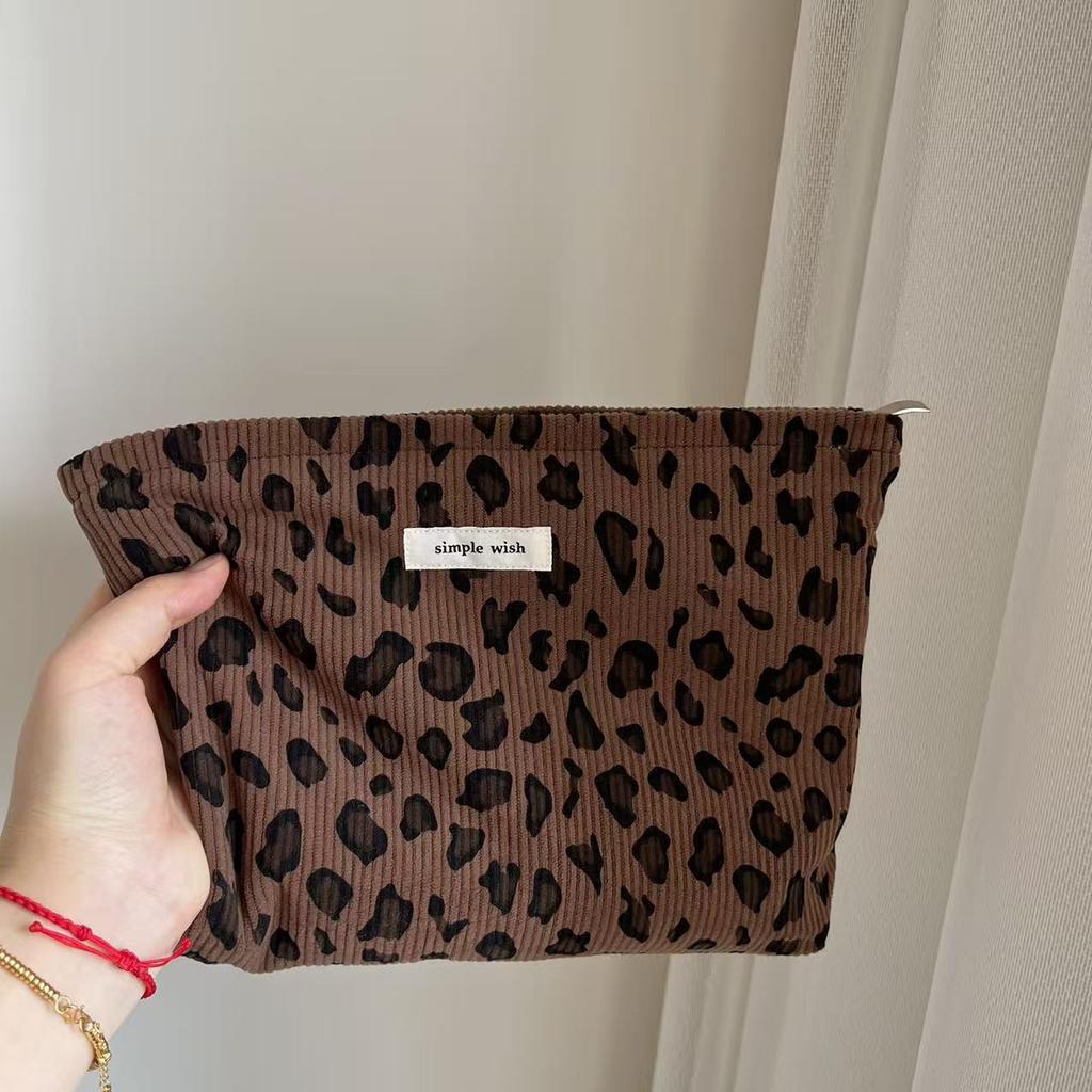 Cord Retro Leopardenmuster Kosmetiktasche Lippenstift Kosmetik-Organizer Reißverschlusstasche Reise Wasch- und Aufbewahrungstasche für Damen