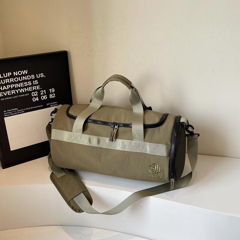 Li Shen Large Capacity Travel Sports Duffel Bag