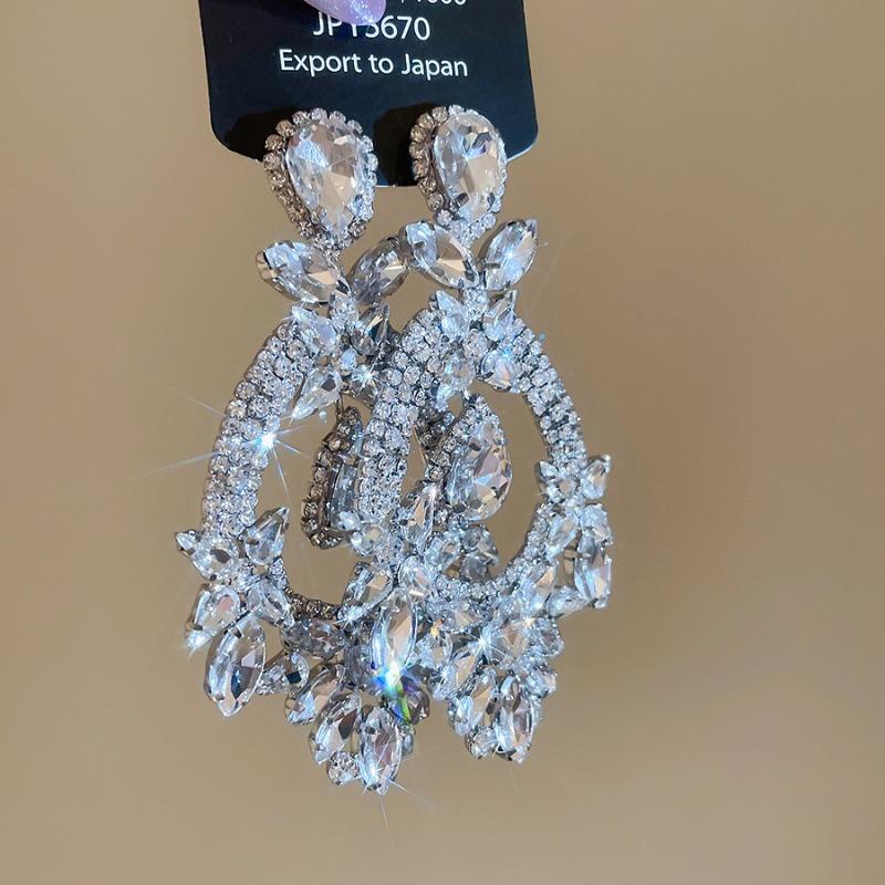 Silver Needle Diamond Oval Water Drop Pendant Earrings Fashion Elegance Temperament Stud Earrings Earrings Light Luxury Premium Earrings