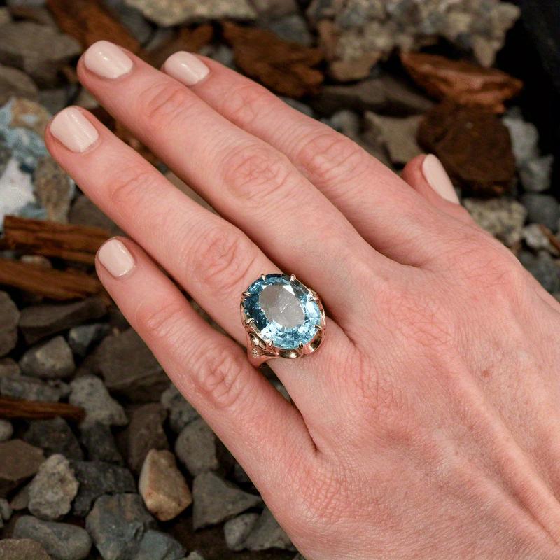 Gorgeous Charming Large Oval Blue Cubic Zirconia Stone Ring Women Fashion Golden Color Crystal Zircon Ring Bridal Trendy Jewelry