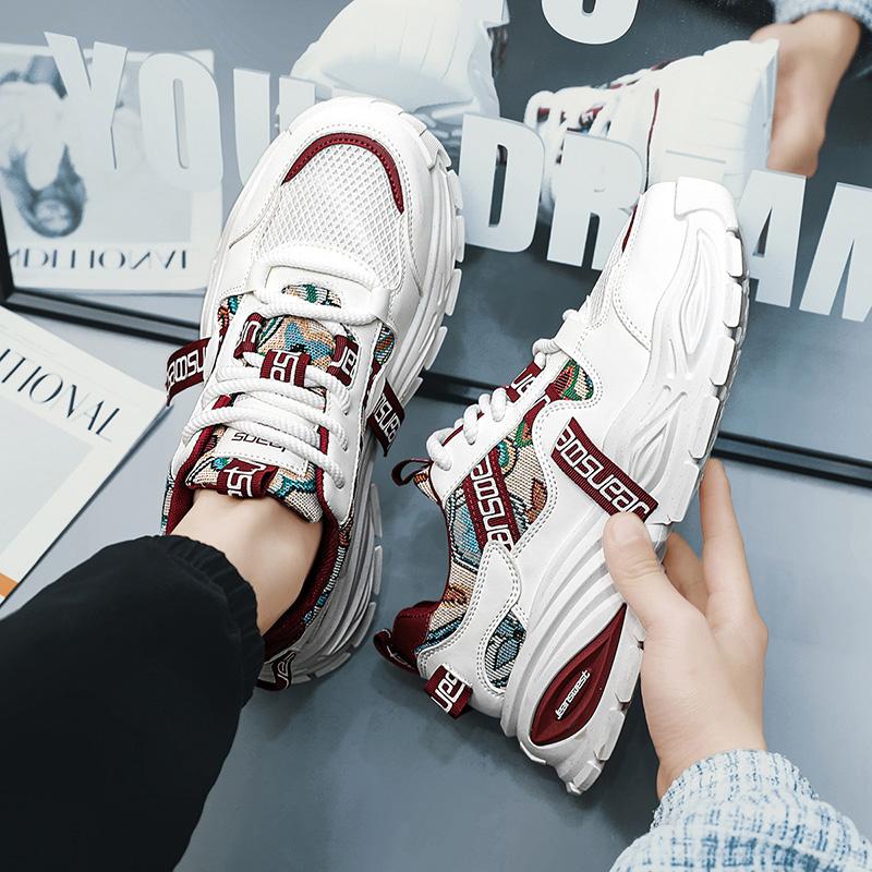 New Fashion New Men's Fashion Casual Low Top Sports Shoes Students Thick Sole Comfortable Sneakers Boys Male Classic Breathable Basketball Shoes