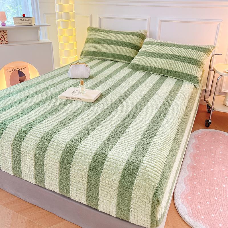New Soft and Smooth Teddy Rabbit Wool Sheets, Comfortable Plush Mattress Protectors for Bathing and Leisure, Bedspreads